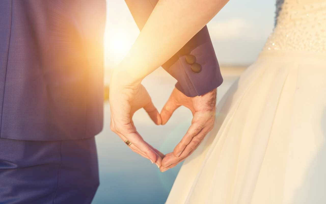 Na jakie mankamenty zwrócić uwagę przy wyborze zaproszeń ślubnych?